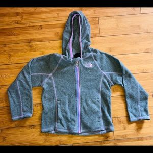 Girls 3t/4t the north face sweater